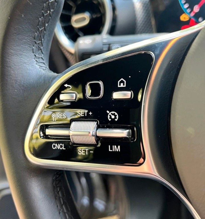 Mercedes-Benz A 180 A -Klasse A 180 - Samsaru's Car Outlet