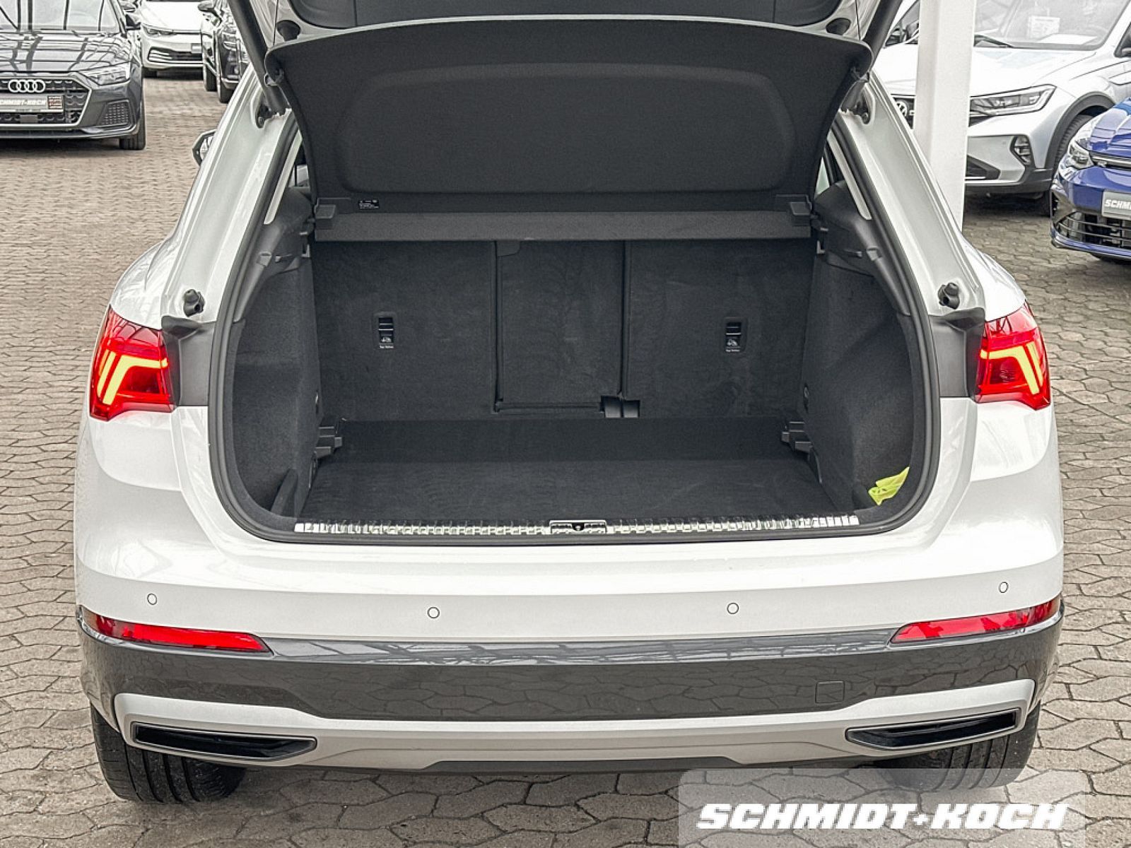 Audi Q3 40 2.0 TFSI S-Tronic quattro advanced - Samsaru's Car Outlet