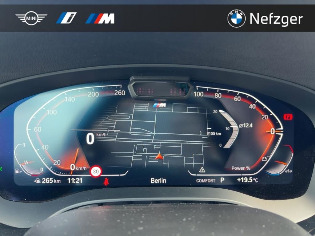 BMW 540 i xDrive Touring M Sport Head-Up Park-Assist