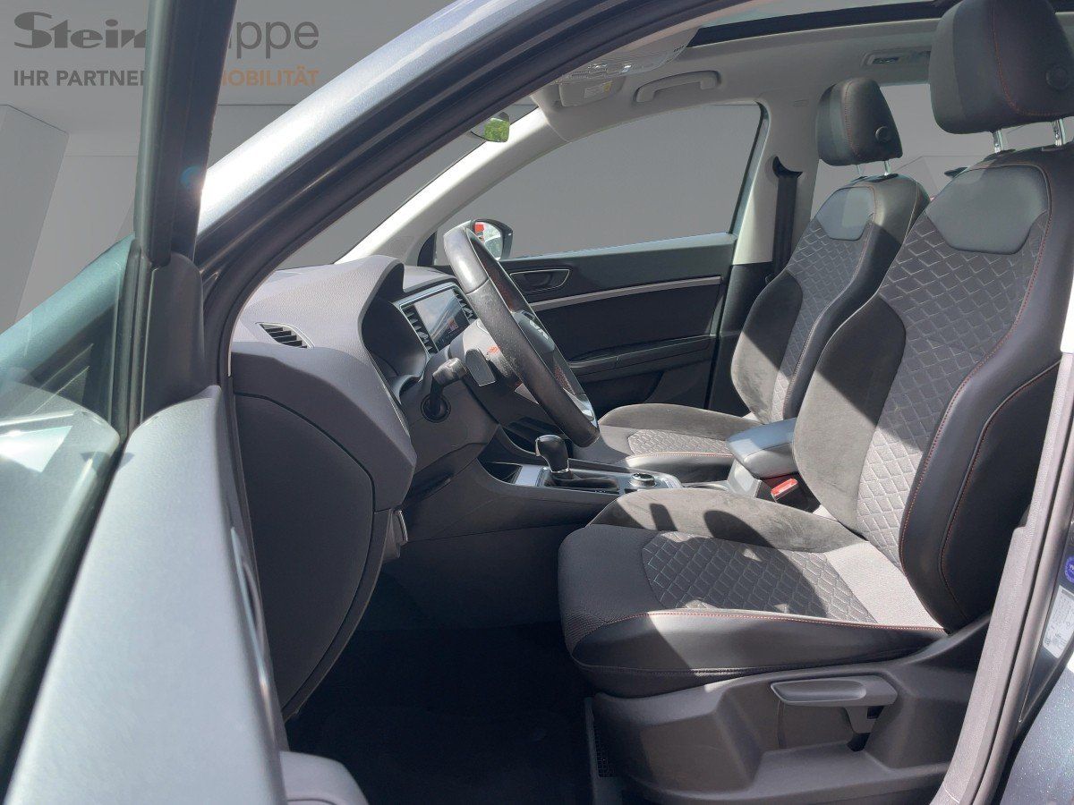 Seat Ateca FR APP+DAB+AHK+PANO+ACC+LED+NAVI+PDC+TOTW