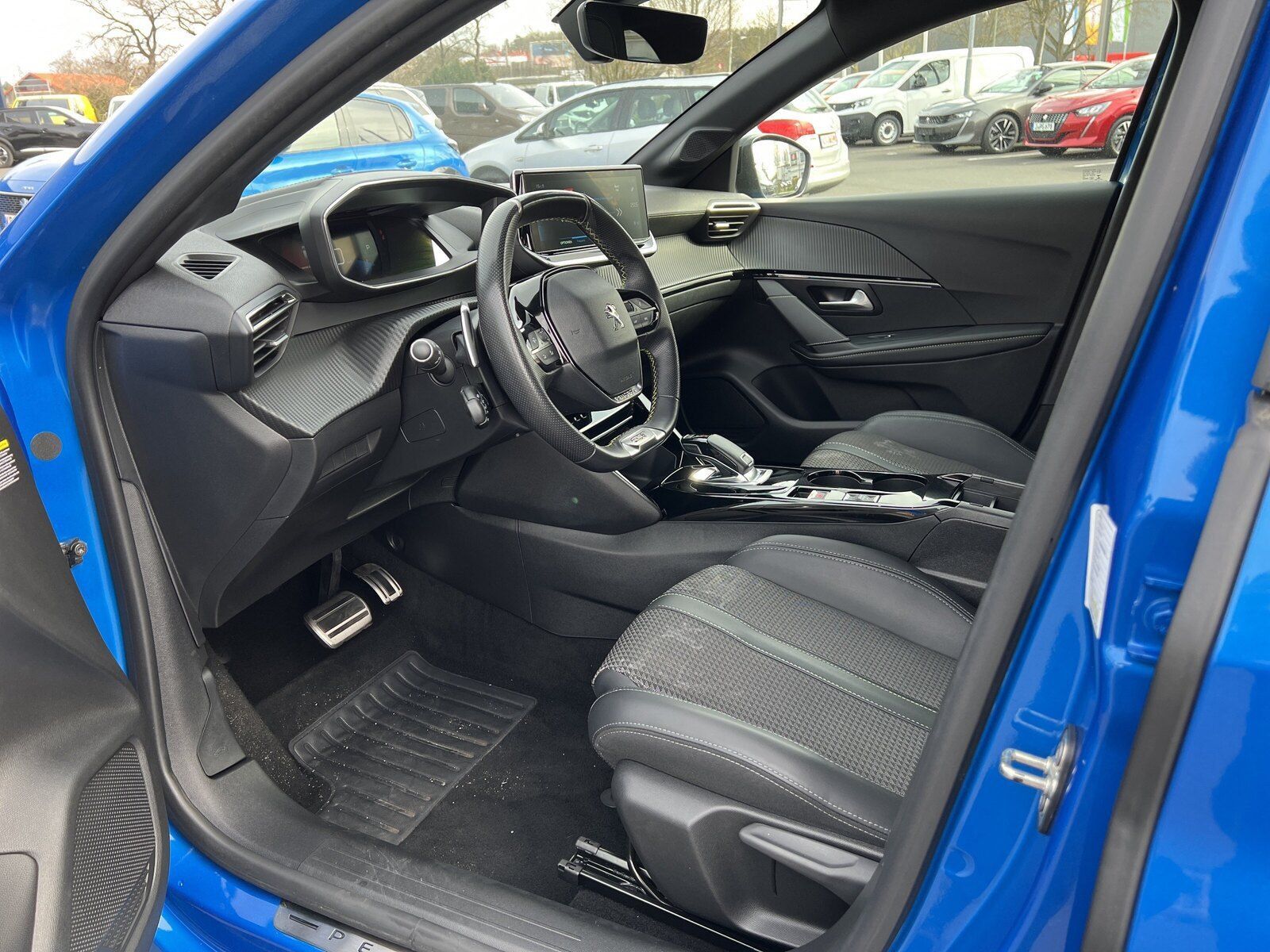 Peugeot 208 GT - Samsaru's Car Outlet