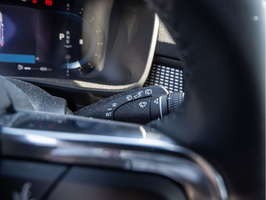 Volvo XC40 2.0 Plus Dark - Samsaru's Car Outlet