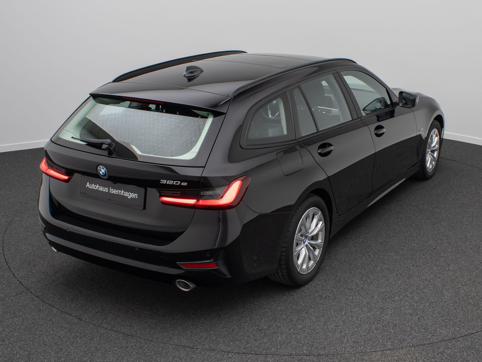 BMW 320e - Samsaru's Car Outlet
