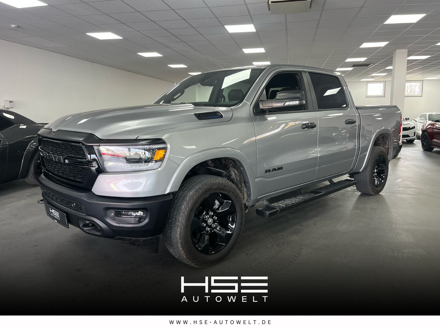 Dodge RAM 5,7l V8 *BIGHORN/12 ZOLL Display/SHZ/LED/AHK