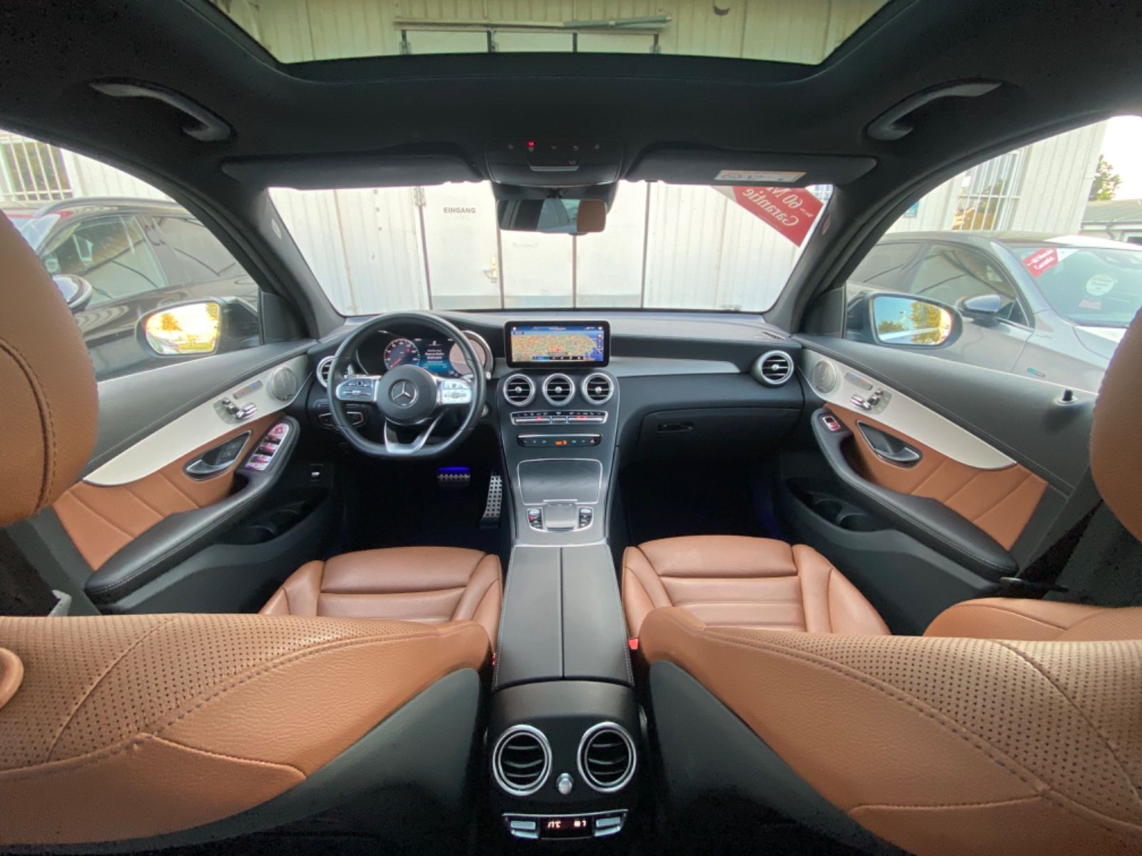 Mercedes-Benz GLC400d AMG 4M Airmatic_Panora_KeylessEntry_360°