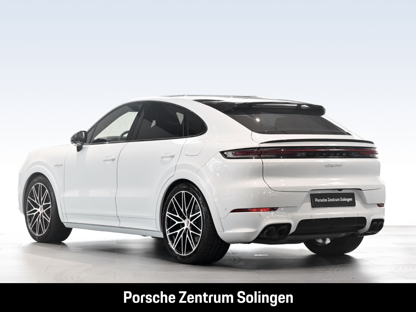 Porsche Cayenne E-Hybrid Coupe 22'' AGA HEADUP SPORT DES
