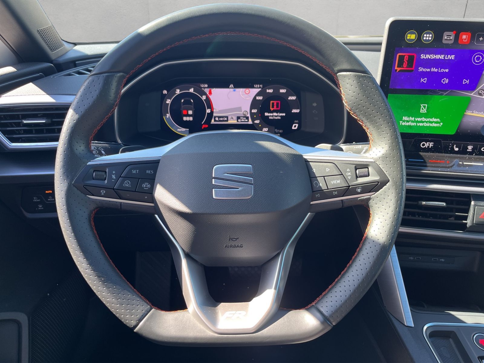 Seat Leon Sportstourer 2.0 TDI DSG FR AHK Kamera Navi