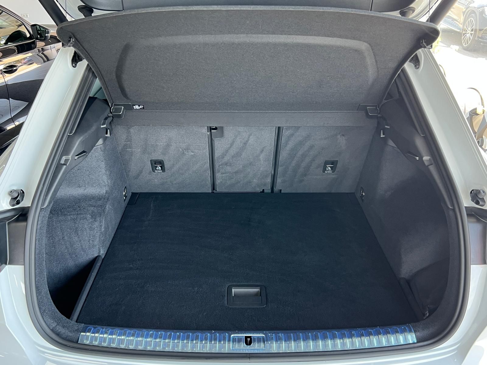 Audi Q3 40 TDI quattro - Samsaru's Car Outlet