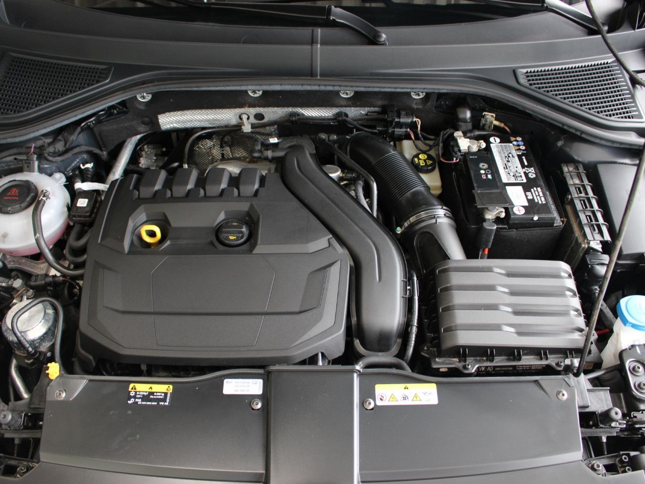 Volkswagen T-Roc 1.5 TSI ACT OPF DSG ACTIVE - Samsaru's Car Outlet