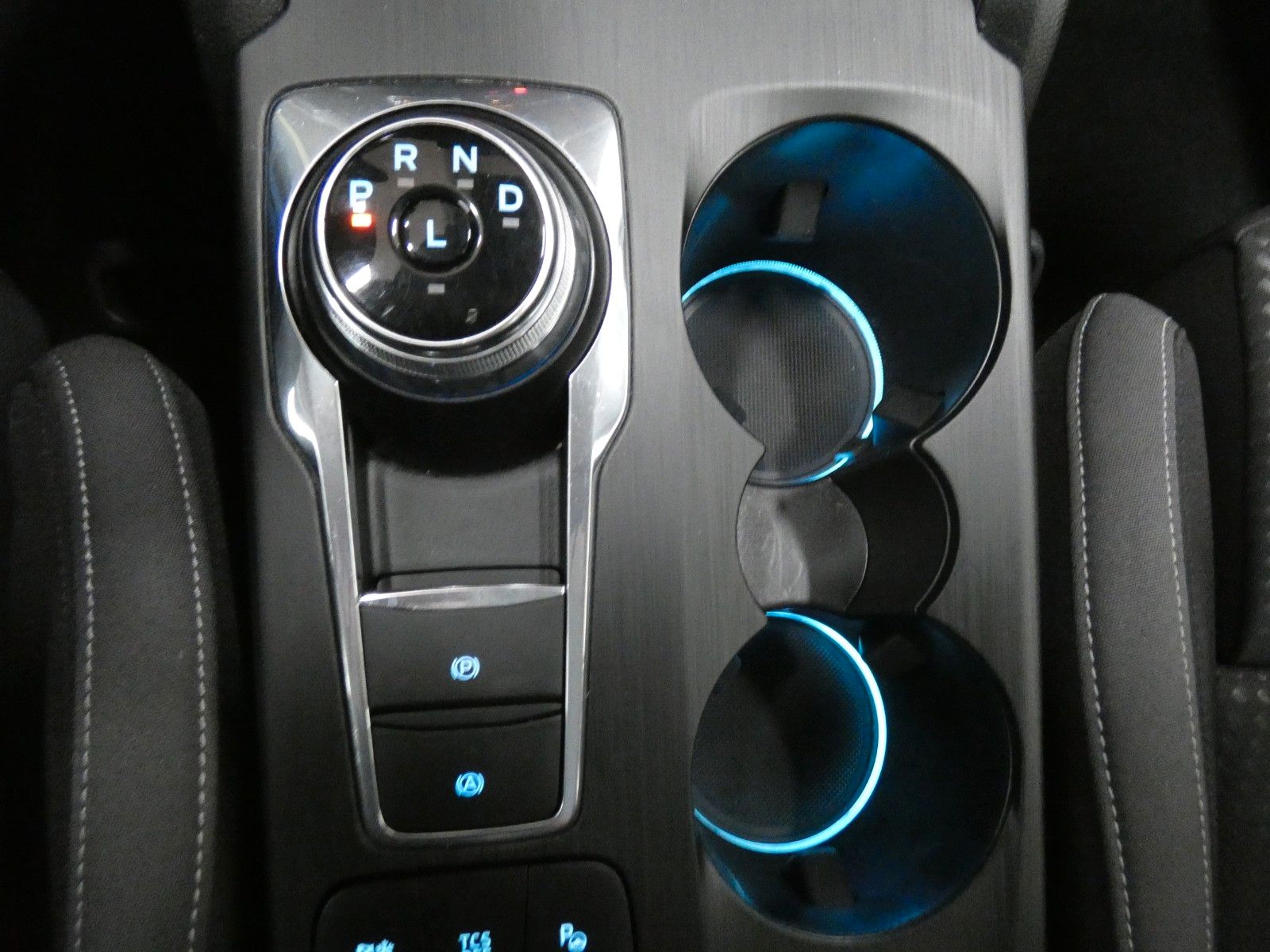 Ford Focus Turnier 2.0 - Samsaru's Car Outlet