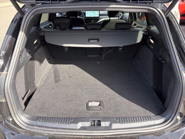 Ford Focus Turnier 1.0 EcoBoost ST-Line X + AHK + Gan