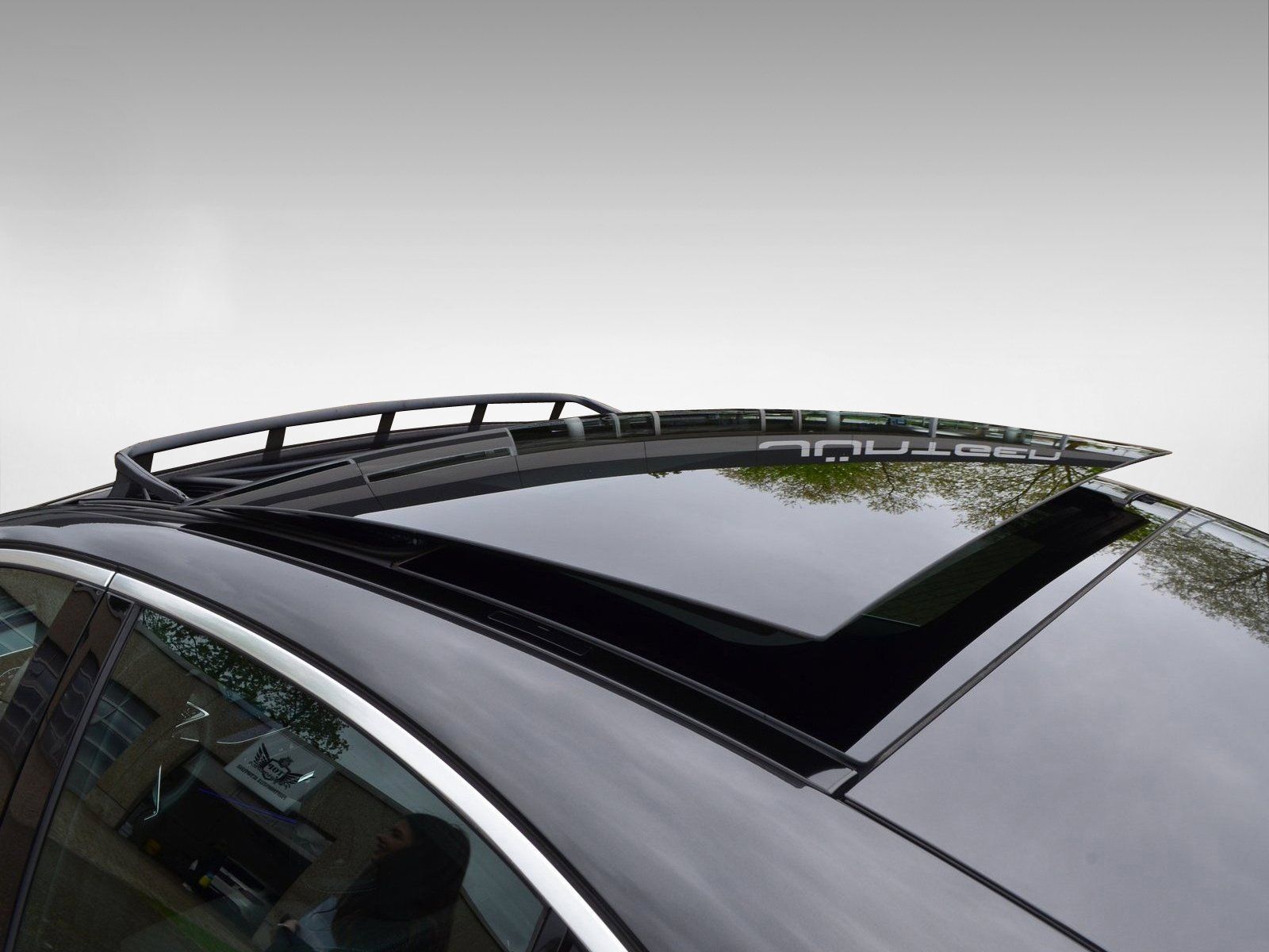 Mercedes-Benz E 220 d Avantgarde - Samsaru's Car Outlet