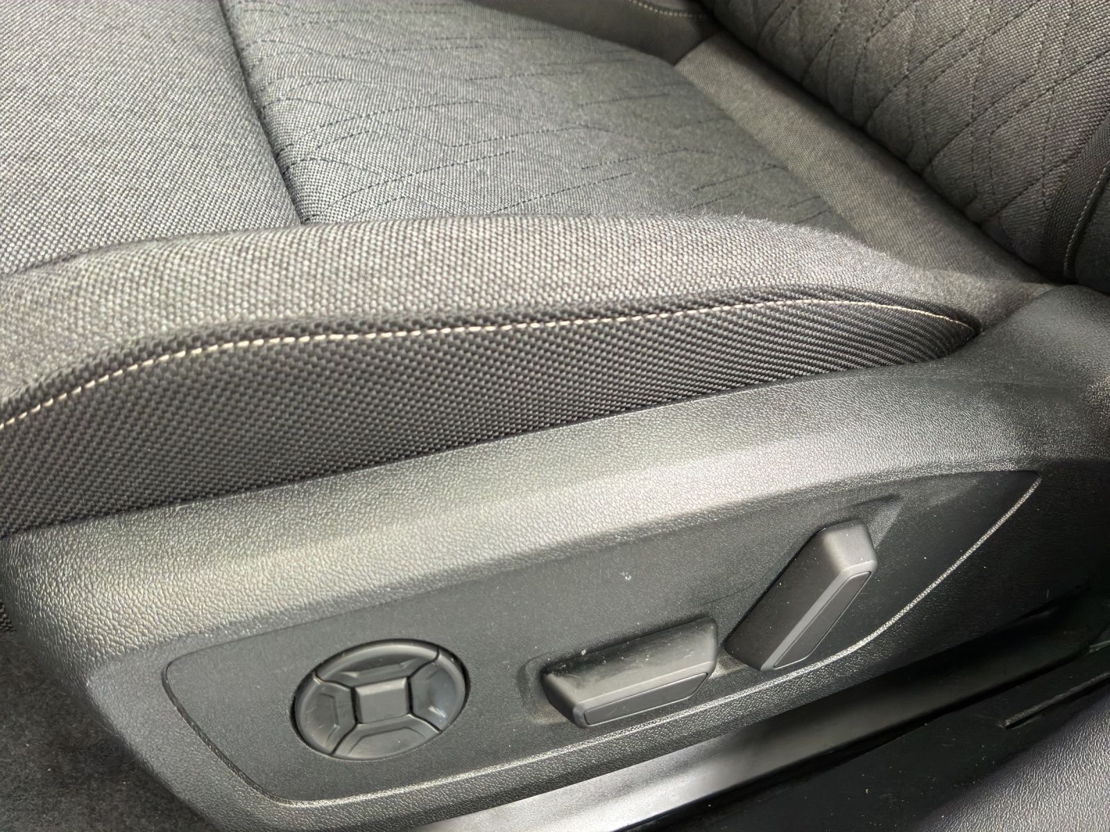 Audi A5 Avant TFSI Q S LINE LM19 BF-DISPLAY MATRIX PA
