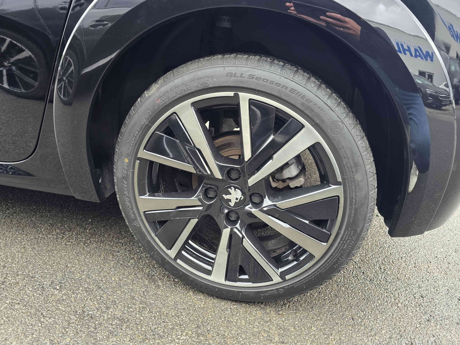 Peugeot 208 GT - Samsaru's Car Outlet