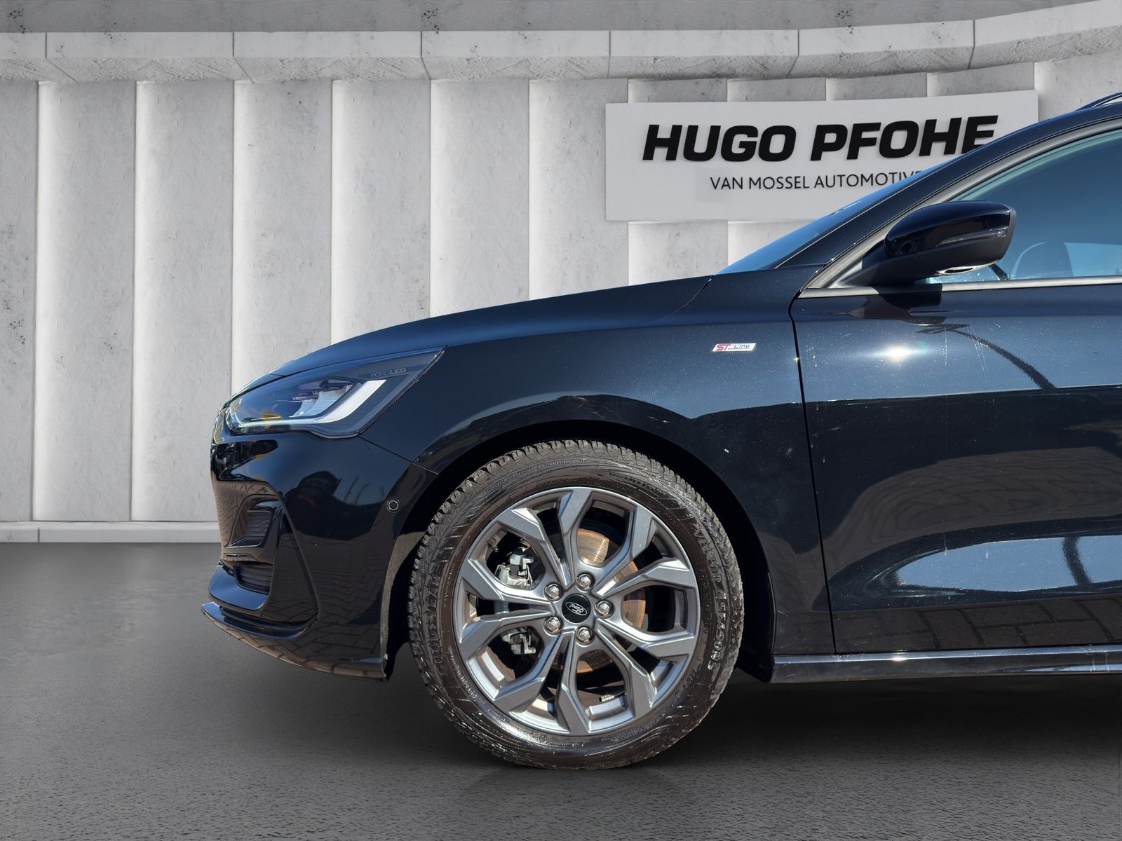 Ford Focus ST-Line X Turnier Aut.*AHK*ACC*HUD*KAM*NAV