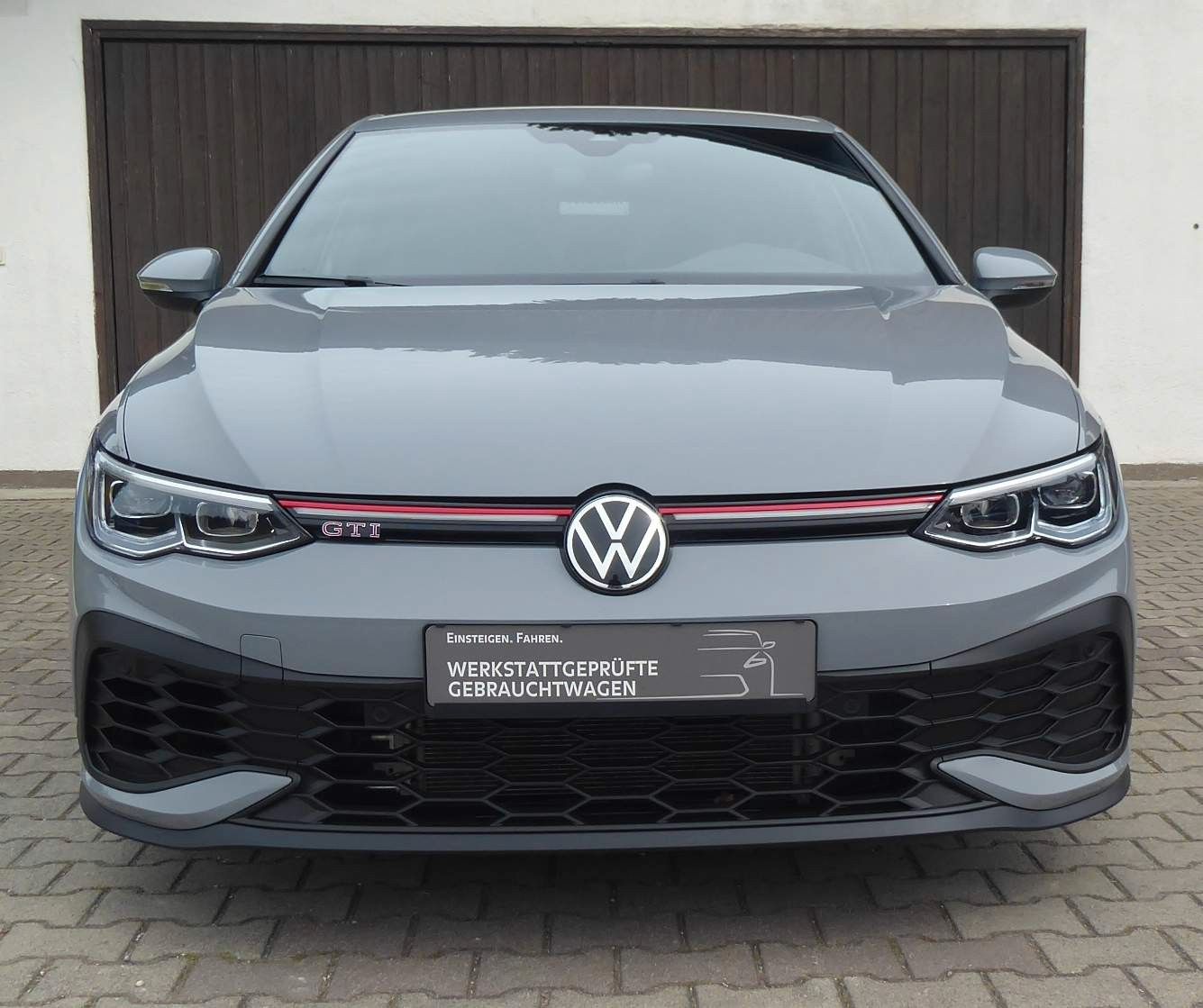 Volkswagen Golf VIII GTI Clubsport - Samsaru's Car Outlet