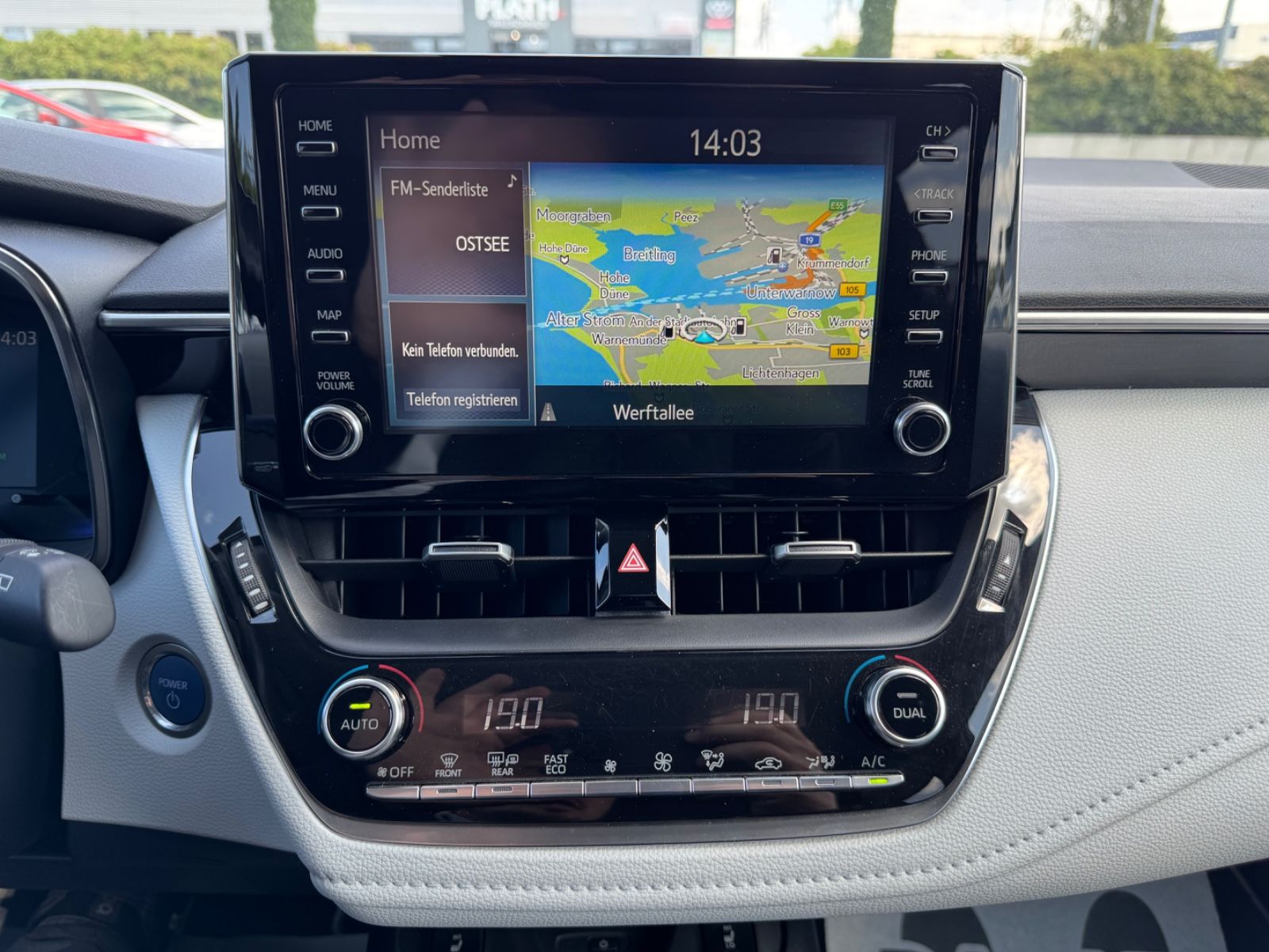 Toyota Corolla Touring Sports Hybrid Team - Samsaru's Car Outlet