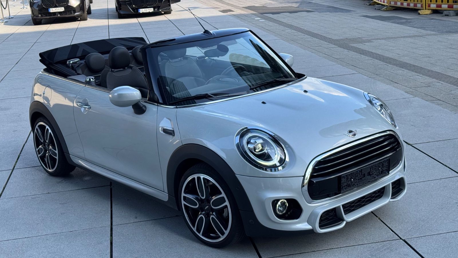 MINI Cabrio John Cooper Works - Samsaru's Car Outlet