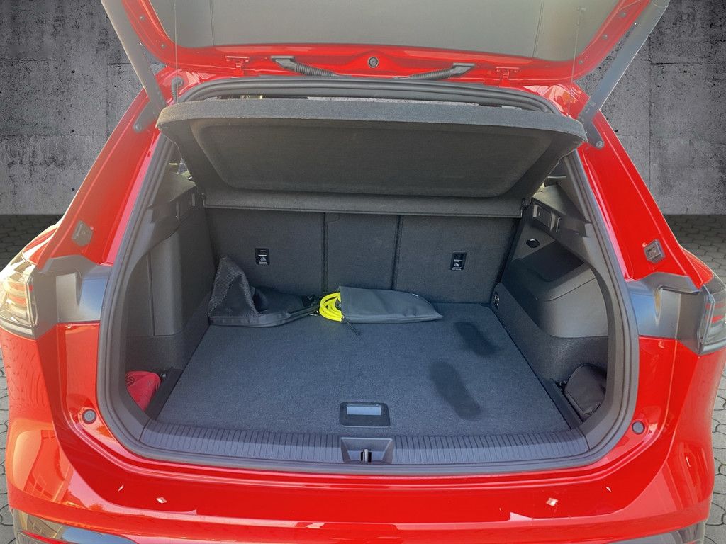 Volkswagen Tiguan 1.5 TSI eHybrid R-Line DSG AHK+PANO+RFK+M