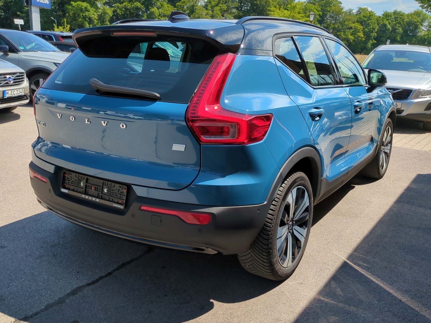 Volvo XC40 Ultimate Recharge Pure Electric 2WD - Samsaru's Car Outlet
