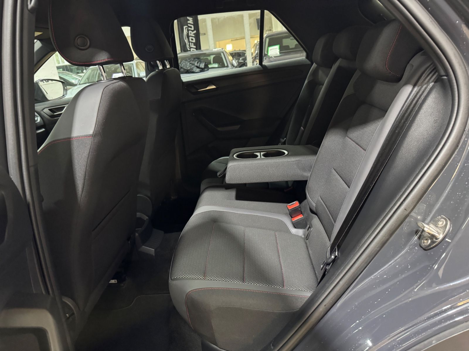 Volkswagen T-Roc Sport 1.5TSI DSG - Samsaru's Car Outlet