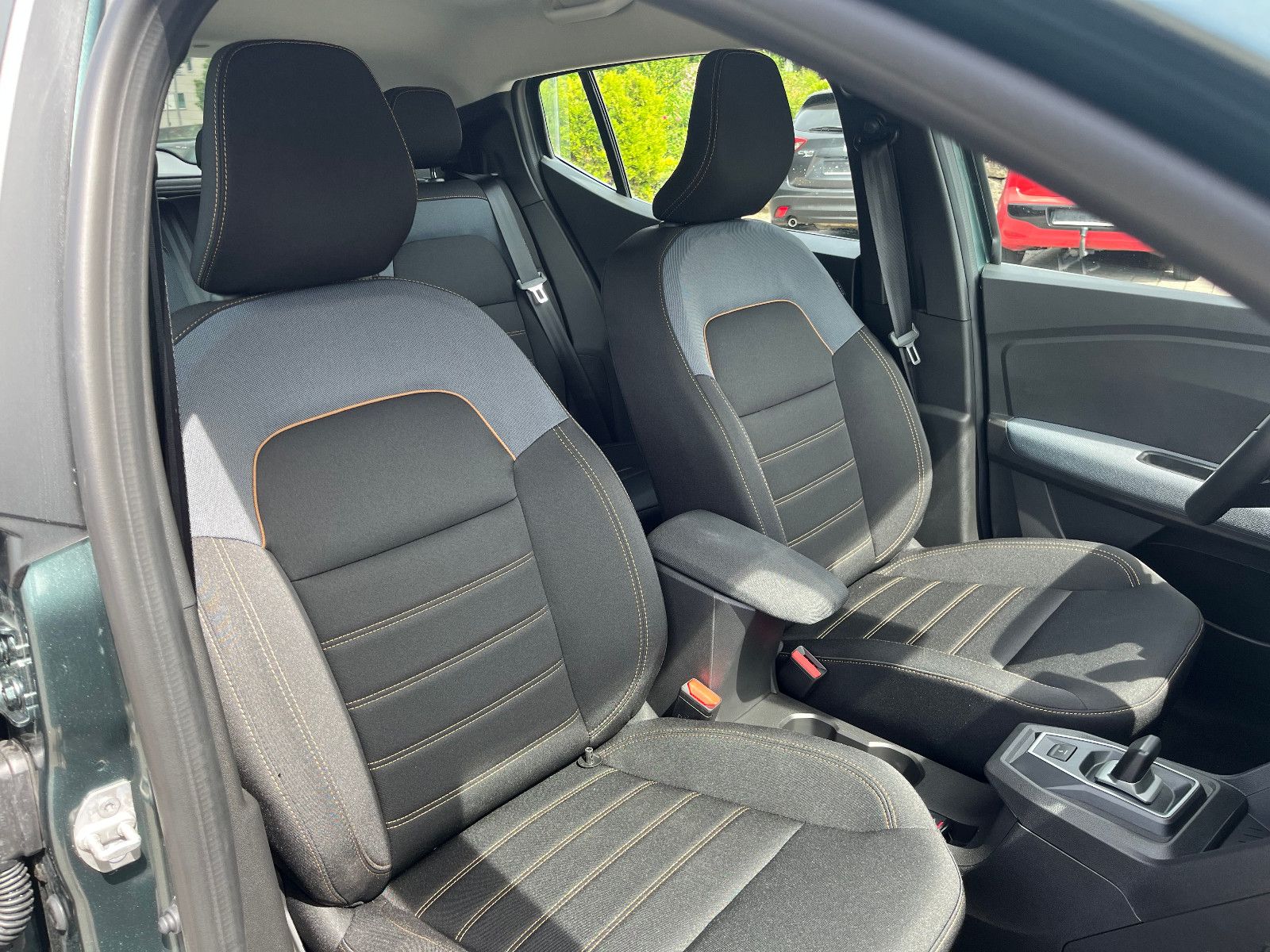 Dacia Sandero Eco-G 120 Stepway Expression+SITZH+AHK