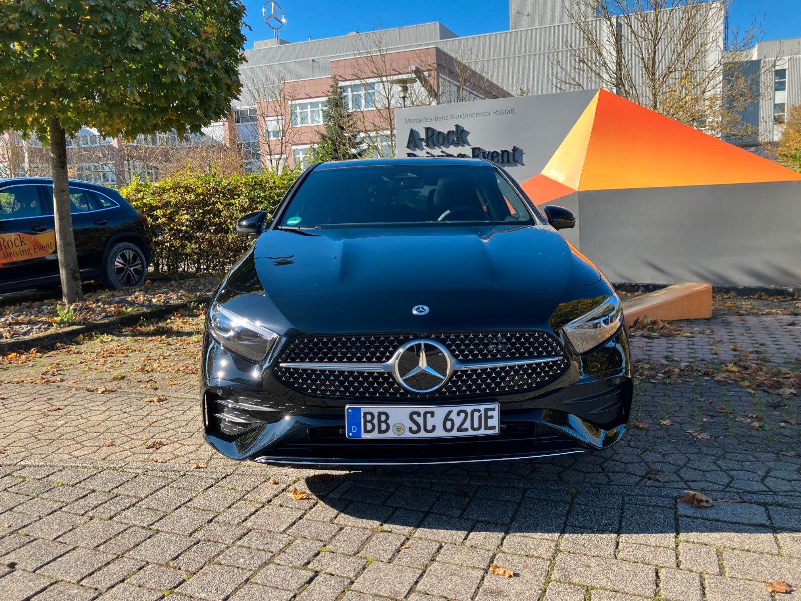 Mercedes-Benz A 250 e AMG - Samsaru's Car Outlet
