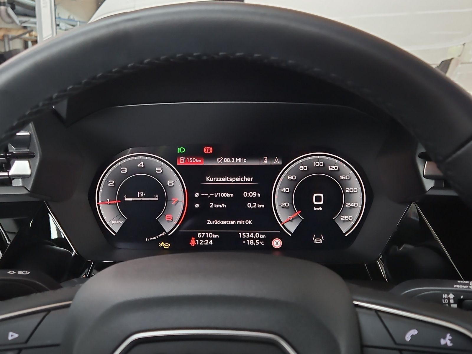 Audi A3 Sportback 30 TFSI Advanced - Samsaru's Car Outlet