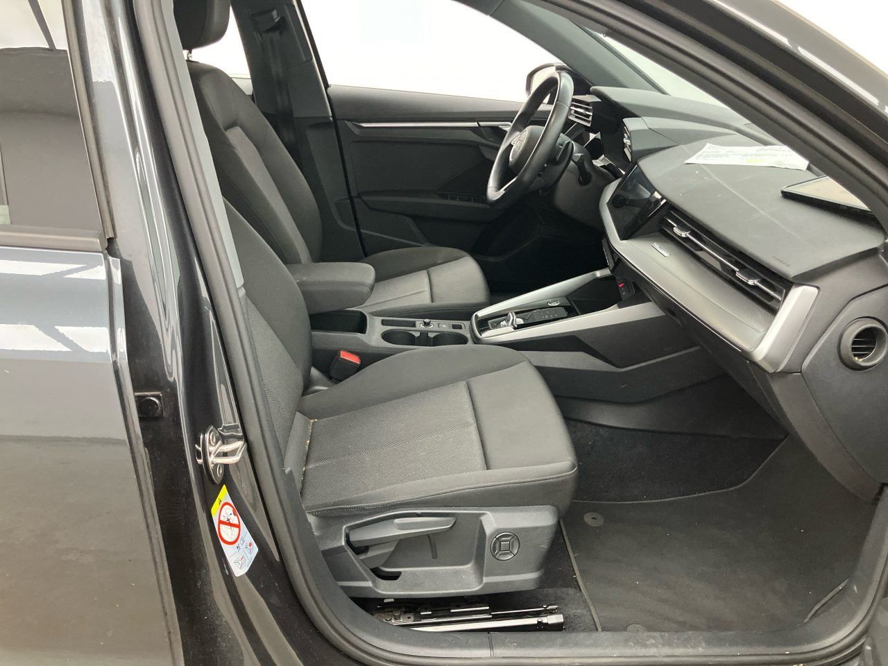 Audi A3 35 2.0 TDI Limousine advanced - Samsaru's Car Outlet