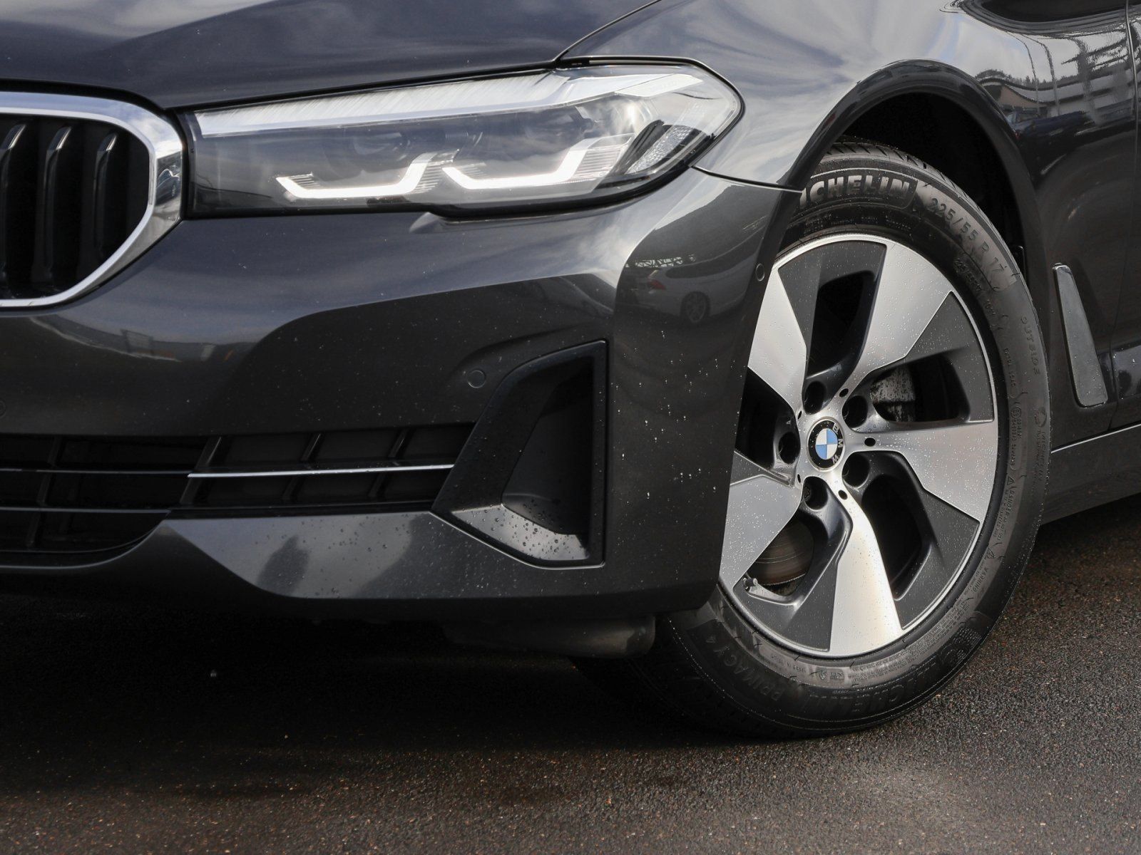 BMW 520d xDrive BusinessPaket/AHK/M Fahrwerk/