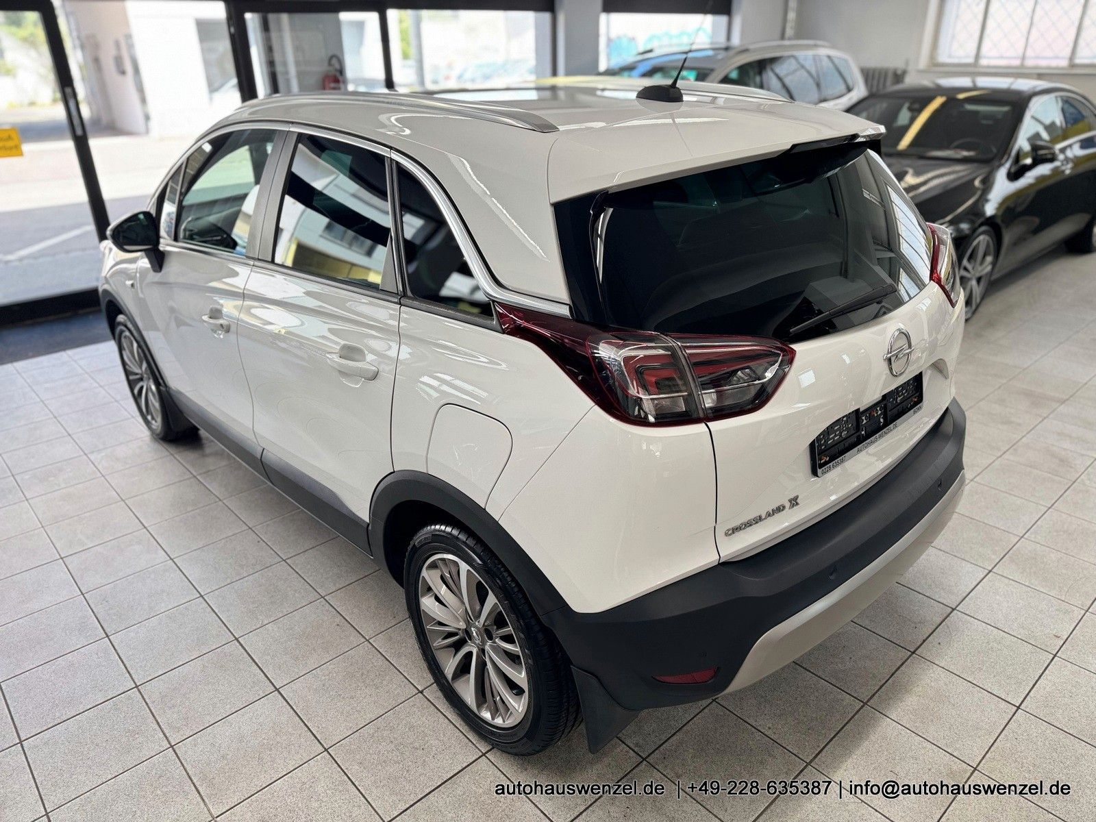 Opel Crossland X 1.5d Aut. Innovation - Samsaru's Car Outlet