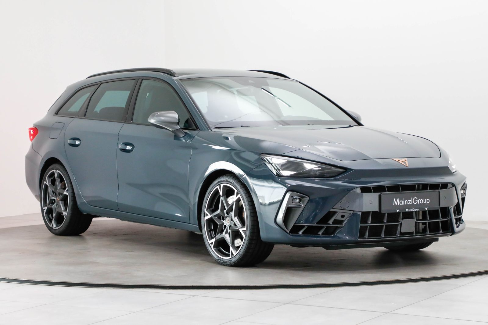 Seat Leon ST 2.0 TSI 4D DSG VZ AHK Kam. SHZ ACC