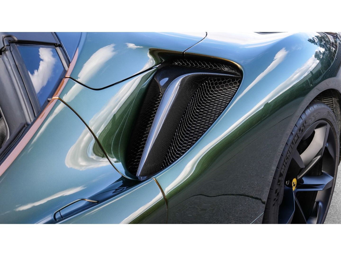 Ferrari SF90 Spider Tailor Made Cavalcade Edition - Samsaru's Car Outlet
