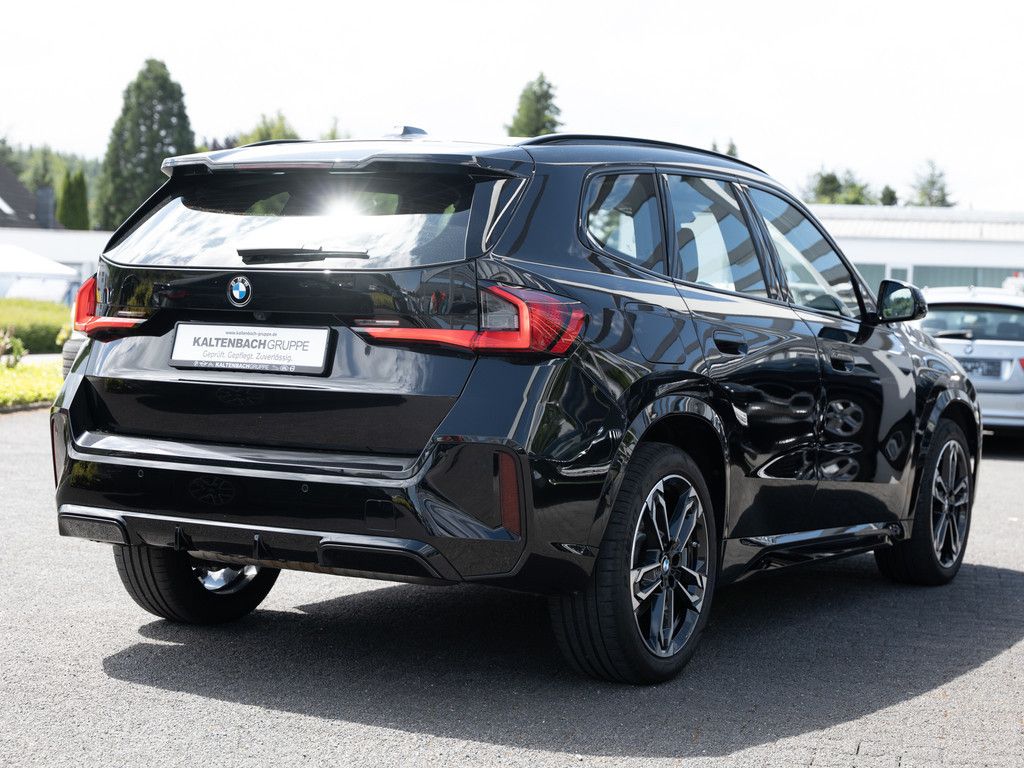 BMW X1 xDrive23i M-Sport - Samsaru's Car Outlet