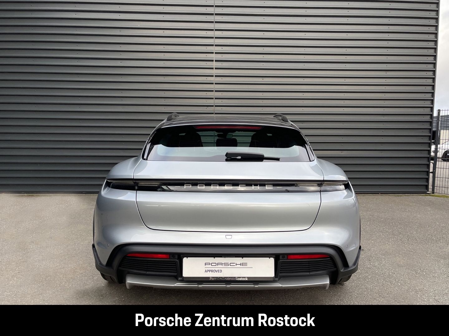 Porsche Taycan 4 Cross Turismo InnoDrive LED-Matrix