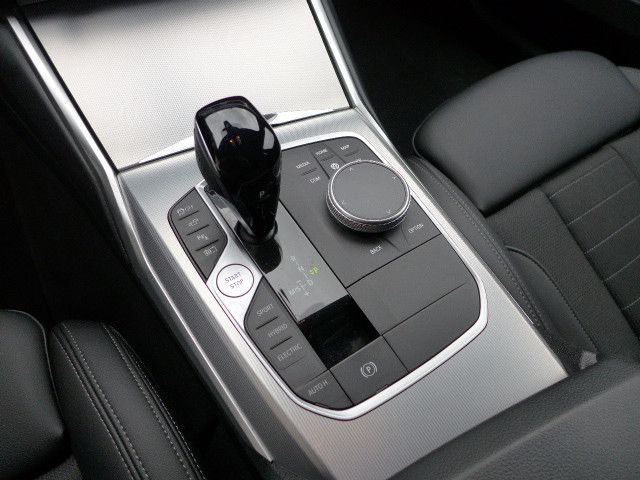 BMW 320e Touring Sport Line - Samsaru's Car Outlet