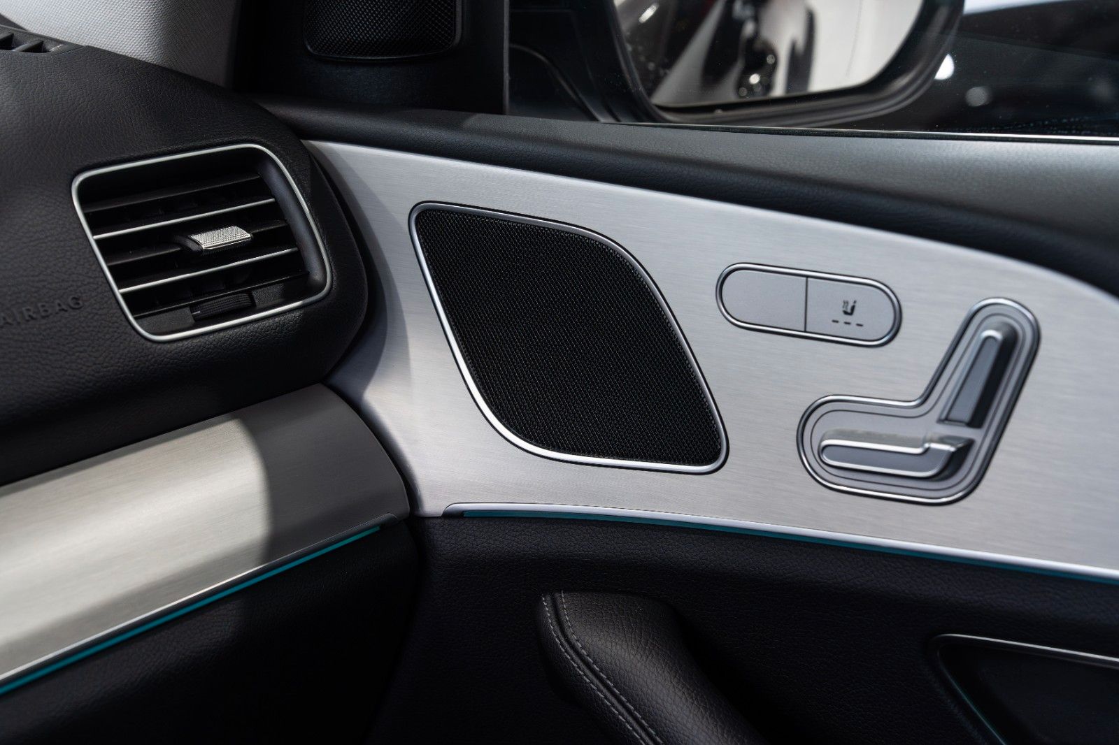 Mercedes-Benz GLE 350 de 4M *LEDER*NAVI*LED-HIGH*DAB*1.HAND*