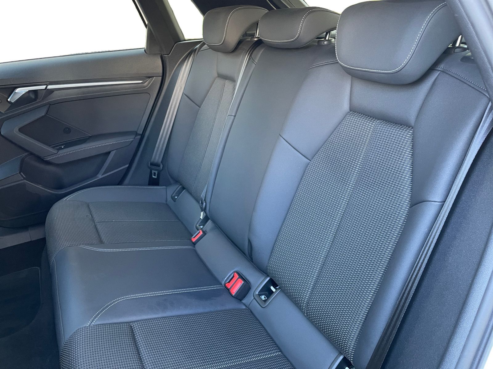 Audi A3 Sportback 40TFSIe S-trc S-line - Samsaru's Car Outlet