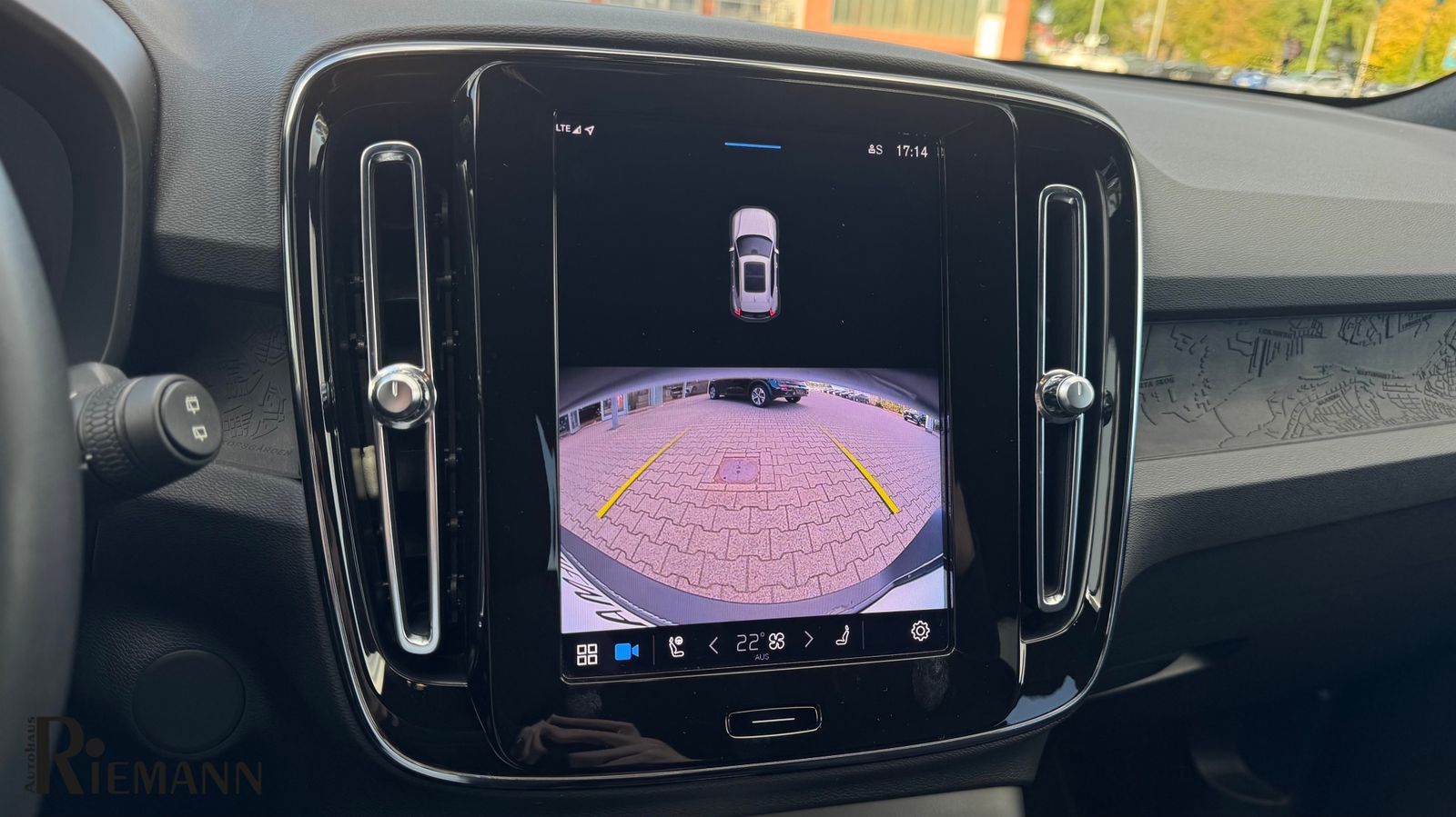 Volvo XC40 Recharge Twin Motor Plus + Winter-Paket