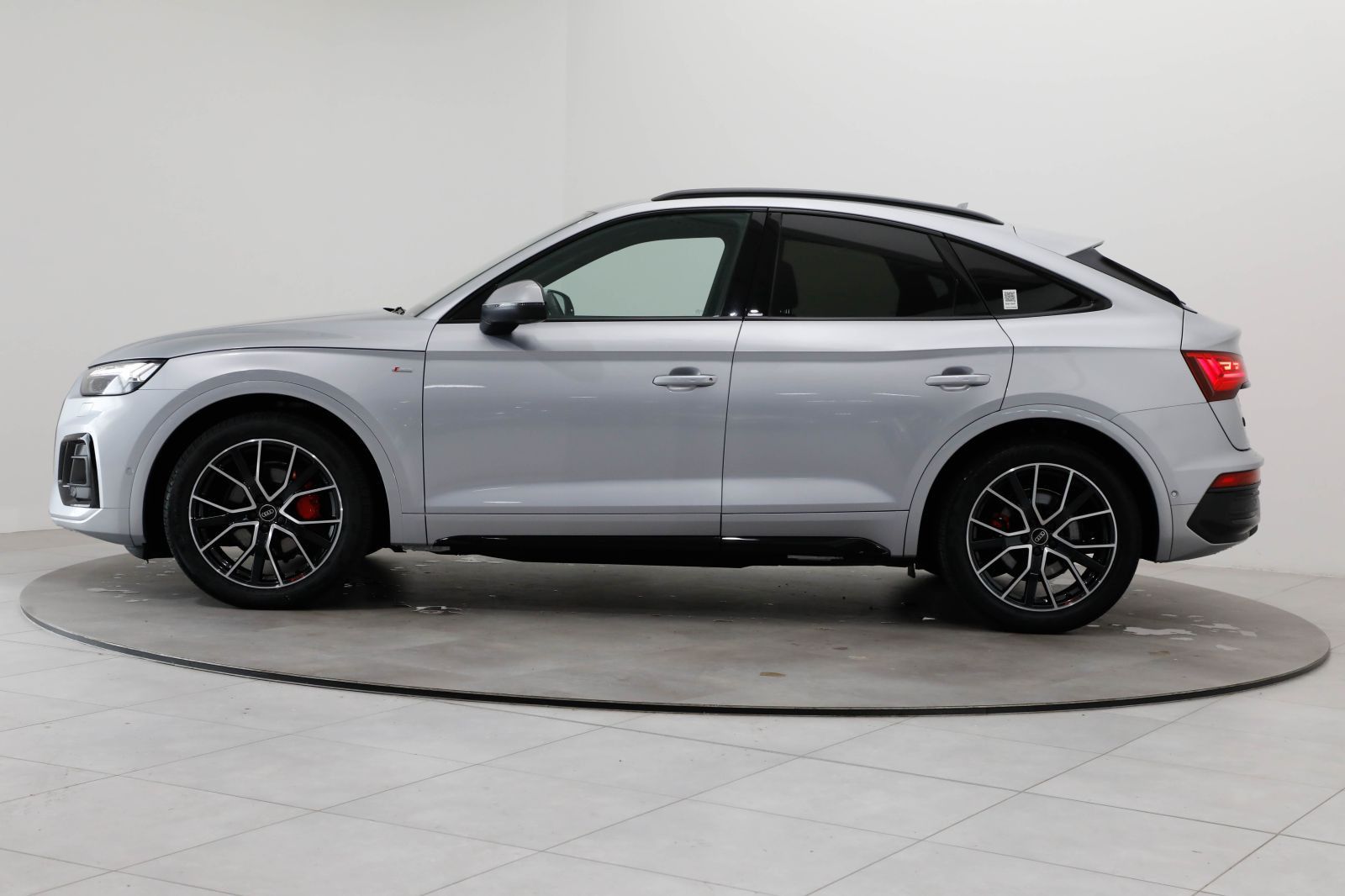 Audi Q5 Sportback 40 TDI quattro S line StdHzg Matrix