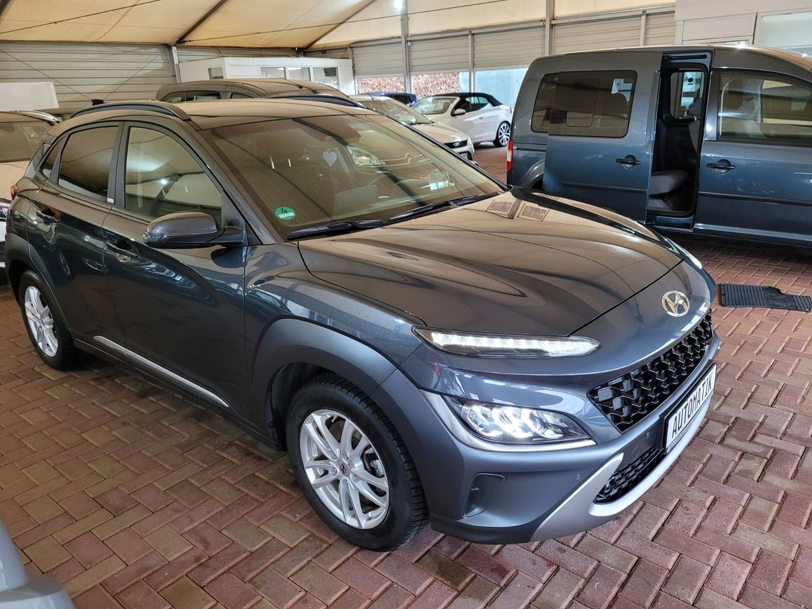 Hyundai Kona Prime Hybrid 2WD - Samsaru's Car Outlet