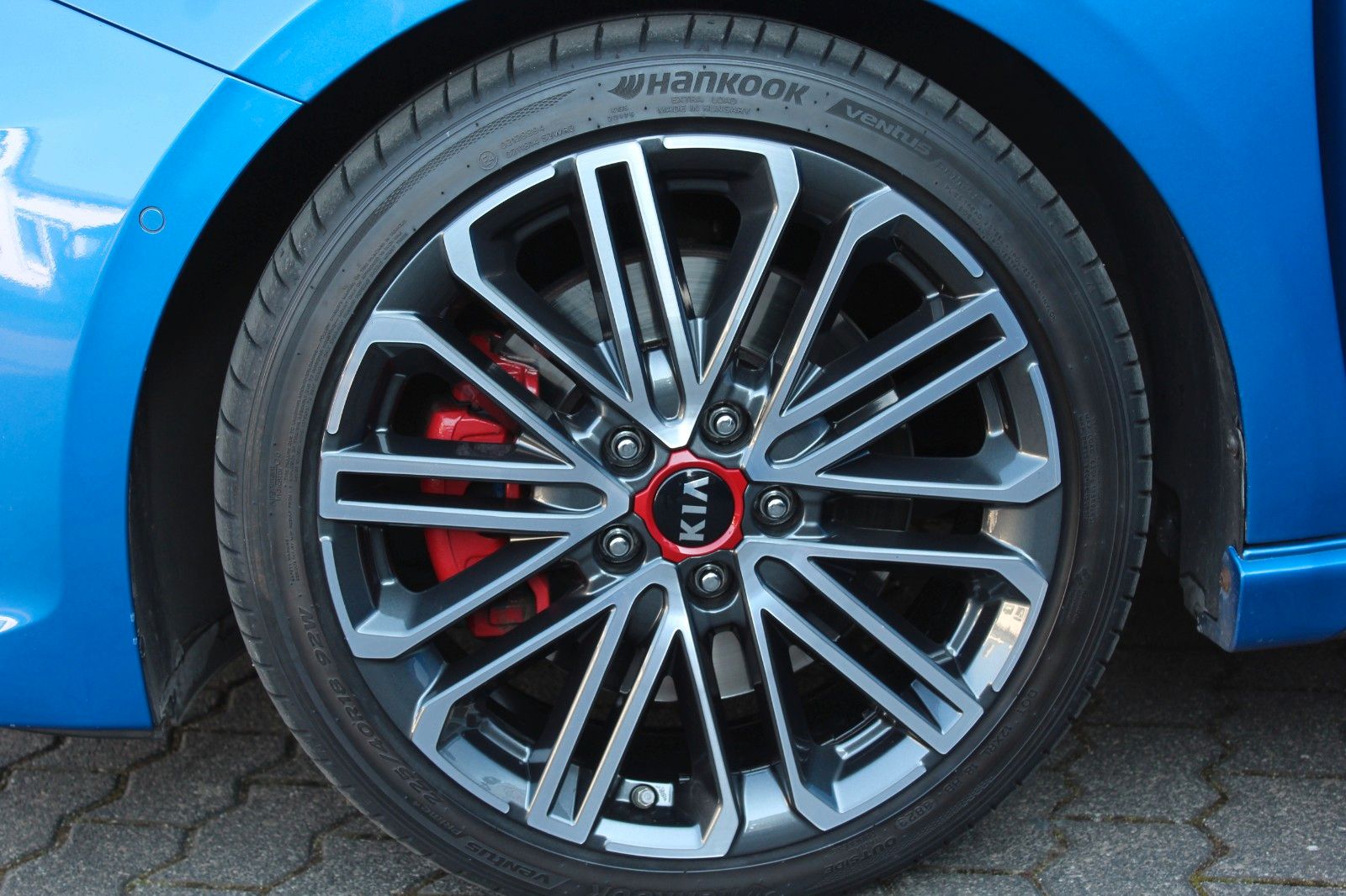 Kia cee'd GT - Samsaru's Car Outlet