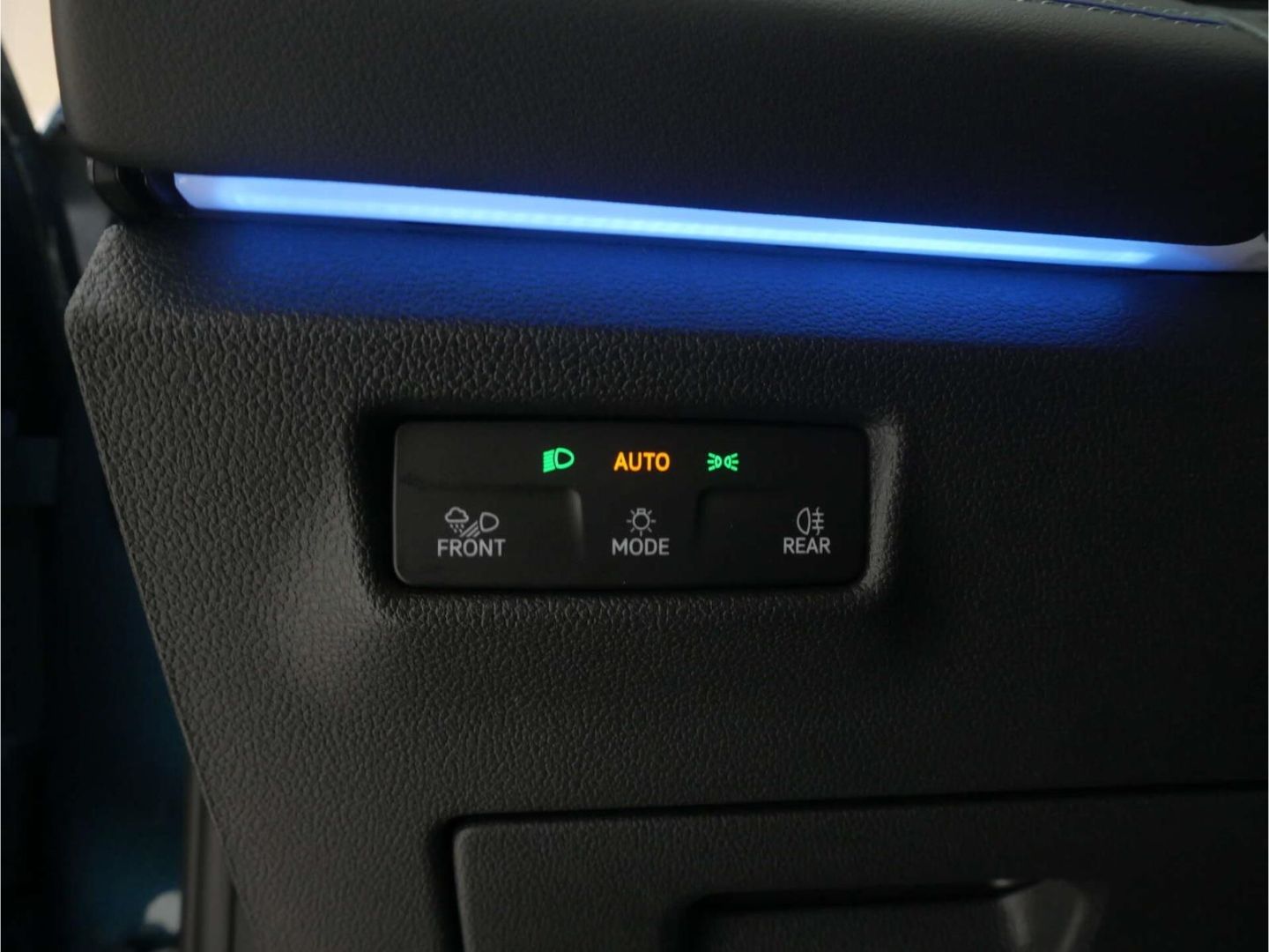 Volkswagen Tiguan 1.5 eHybrid R-Line Black Style PANO/AHK