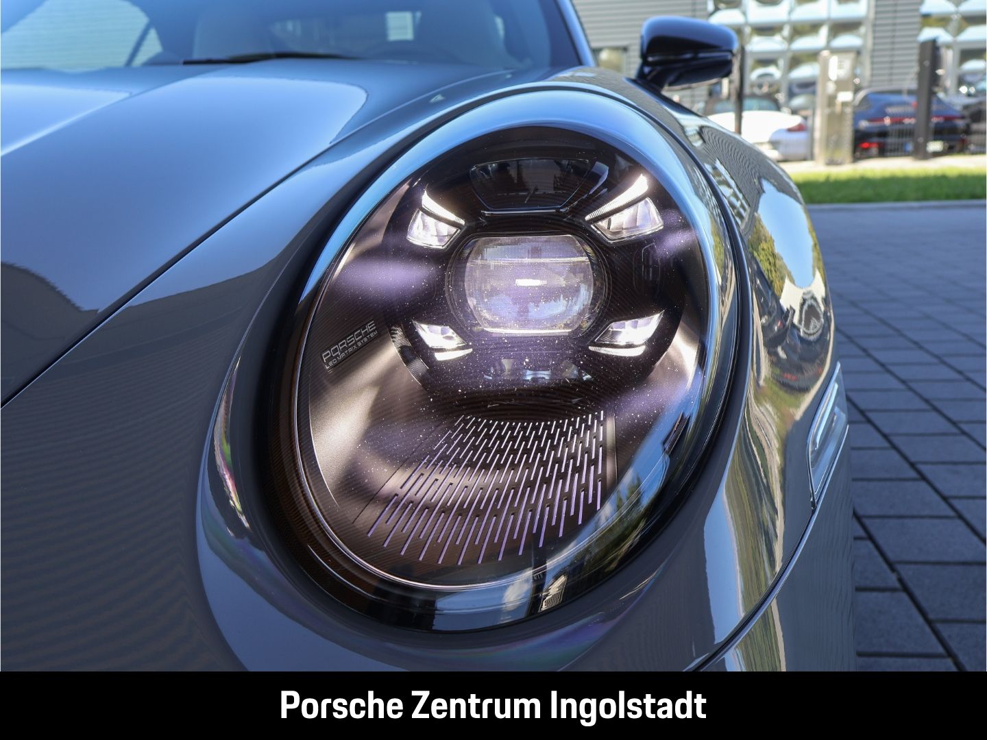 Porsche 992 911 Carrera 4 GTS Cabriolet BOSE Matrix-LED