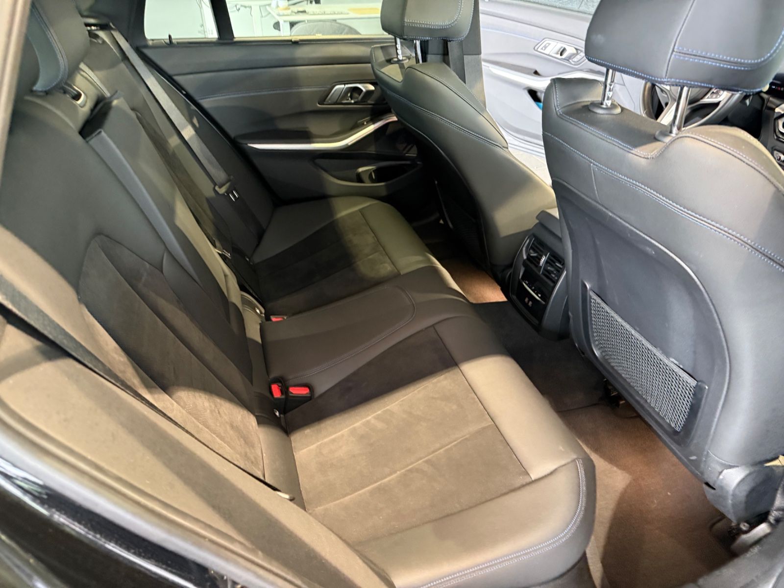 BMW 320d Touring M Sport - Samsaru's Car Outlet