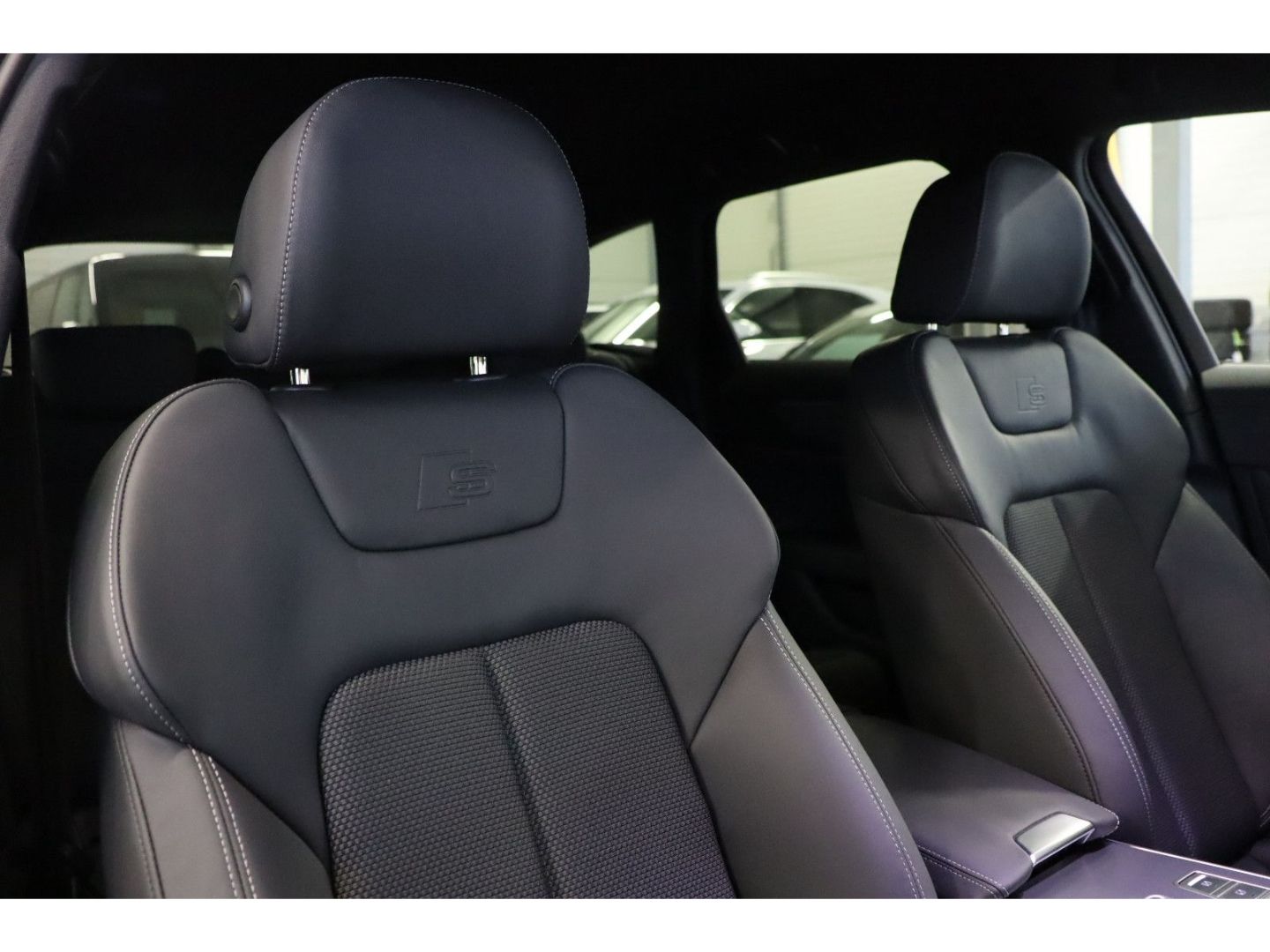Audi A6 Avant 45 TDI quattro S line - Samsaru's Car Outlet