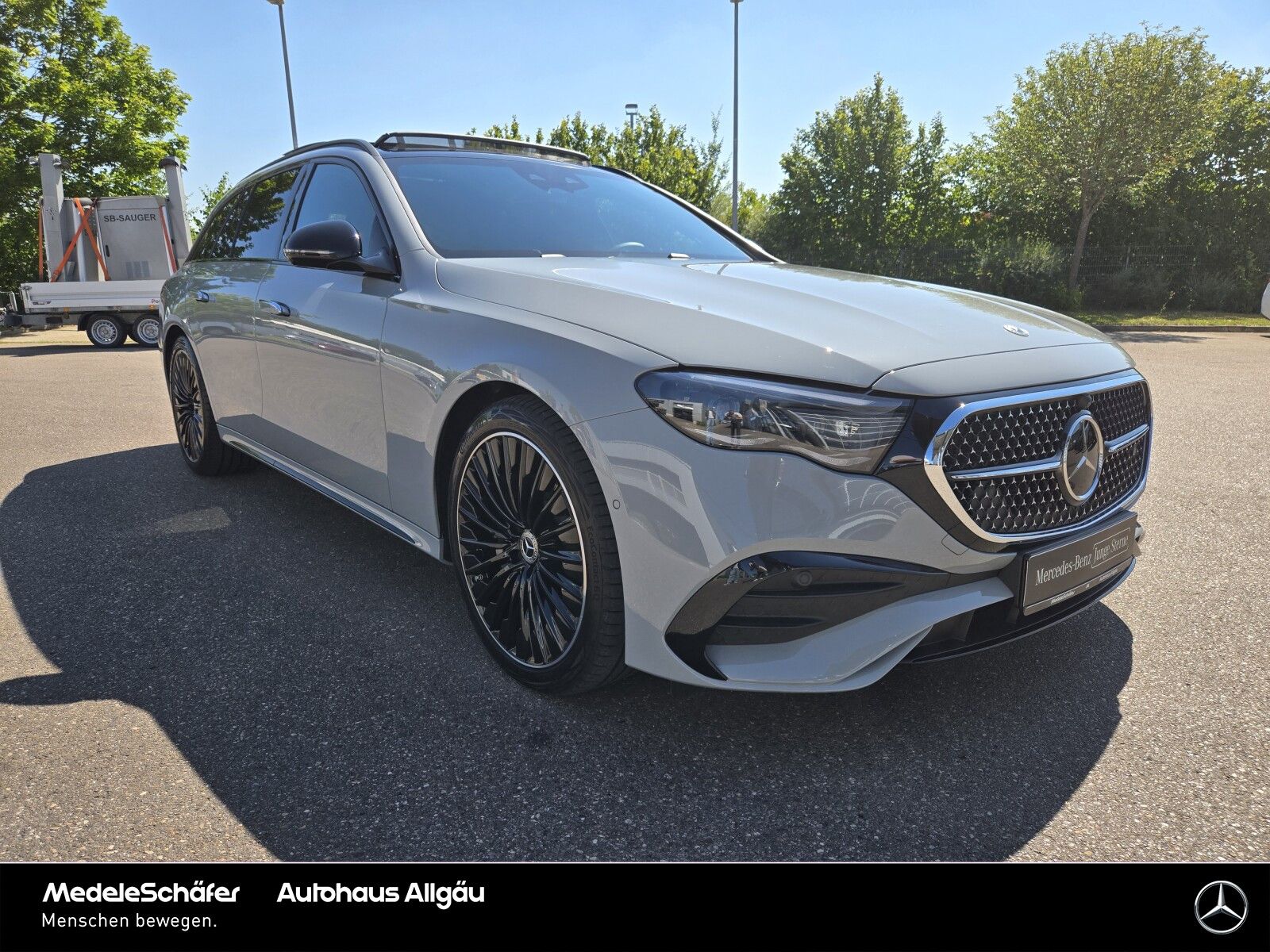 Mercedes-Benz E 450 d 4M T AMG Night Dist DigLi Burm4D AHK HuD