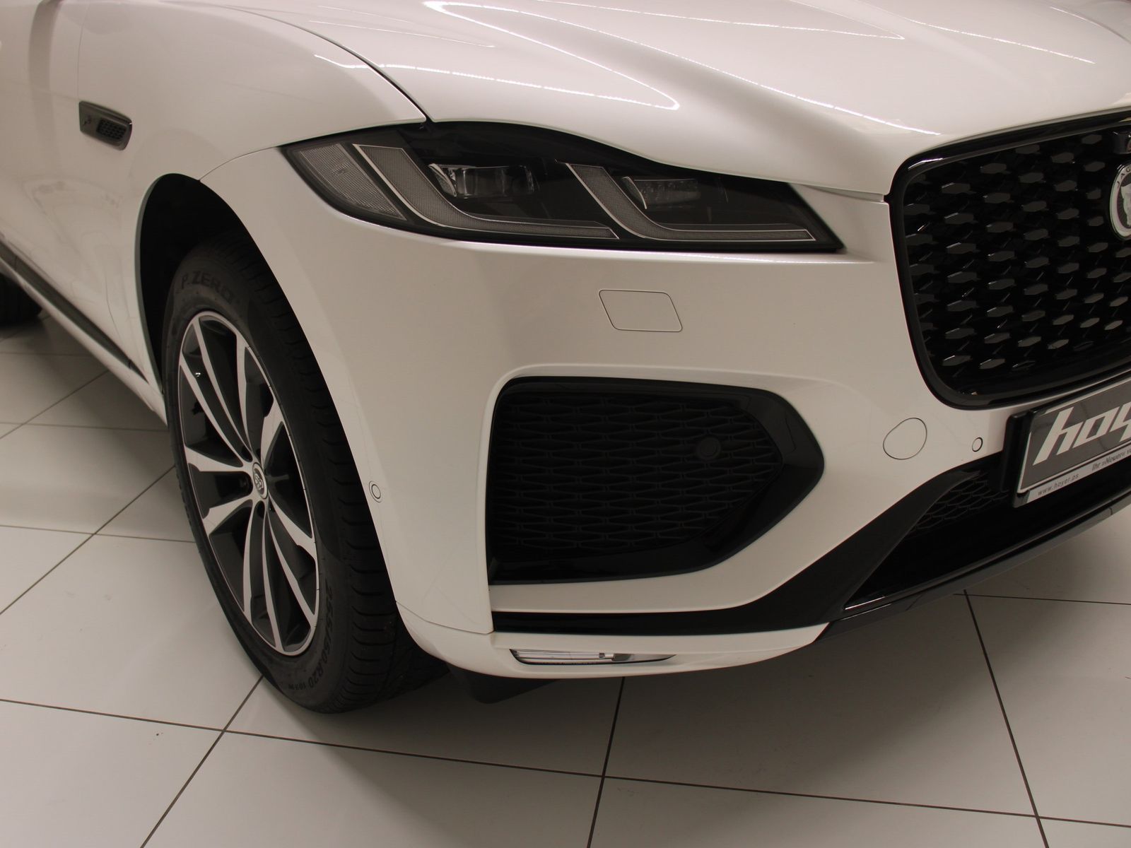 Jaguar F-Pace D300 AWD R-Dynamic SE inkl. Winterkomplet