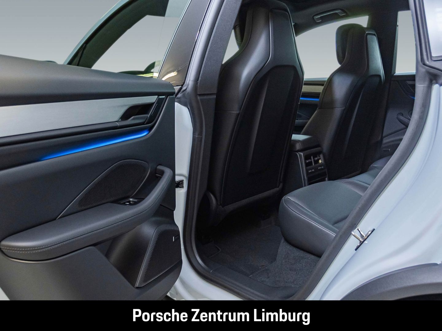 Porsche Macan 4 BOSE Surround-View Panorama Luftfederung