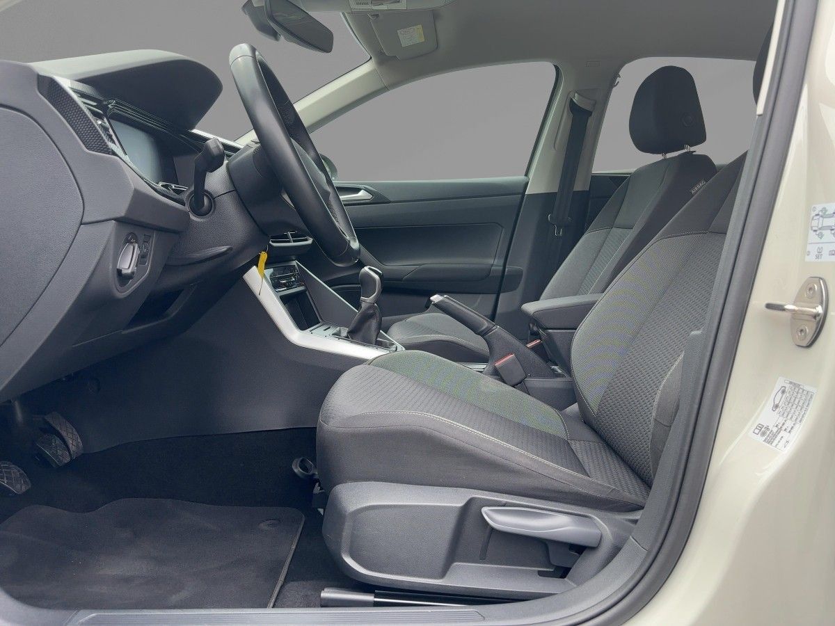 Volkswagen Taigo Life 1.0 TSI - Samsaru's Car Outlet